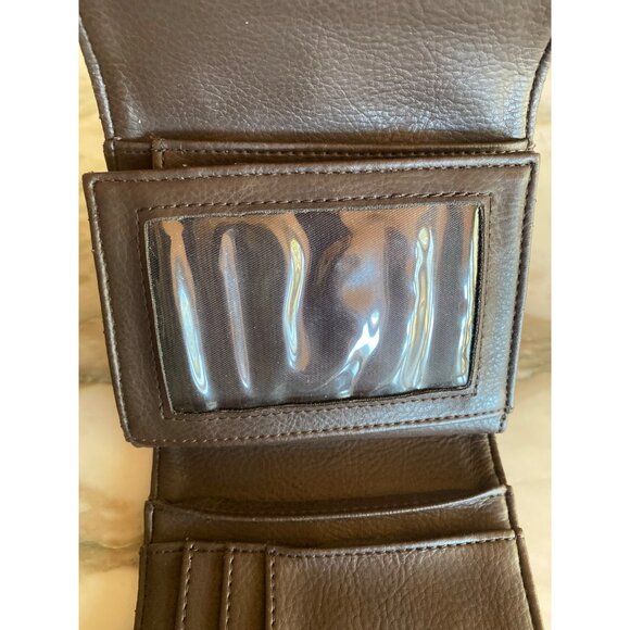 Esprit Brown Leather Tri-Fold Wallet With Snap Closure & Zippered Coin Pocket - Picture 9 of 10